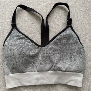 Adidas racerback sports bra XS